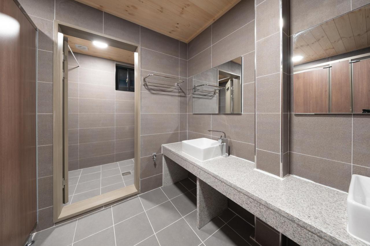 Sagye Travel Hotel Seogwipo Bagian luar foto
