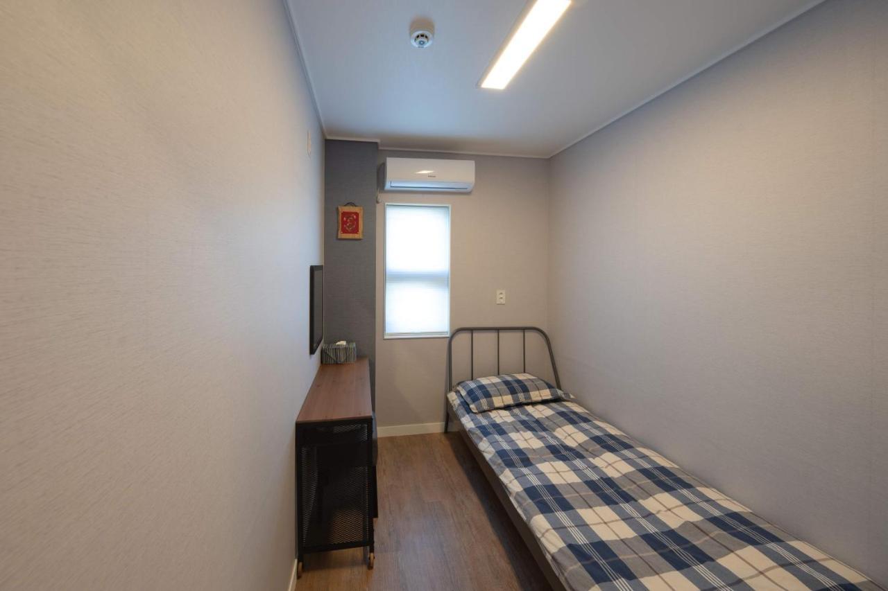 Sagye Travel Hotel Seogwipo Bagian luar foto