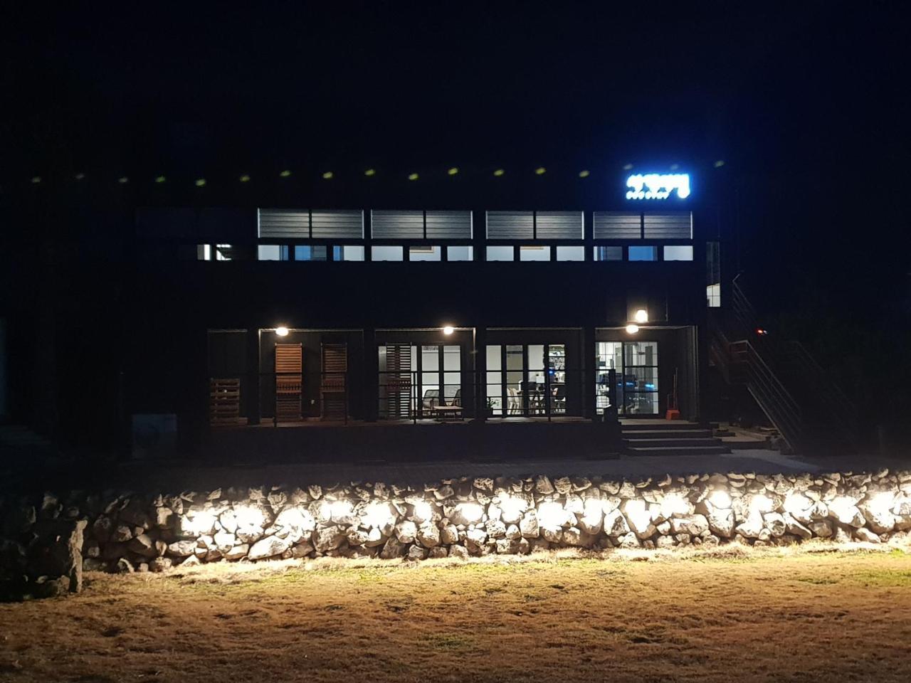 Sagye Travel Hotel Seogwipo Bagian luar foto