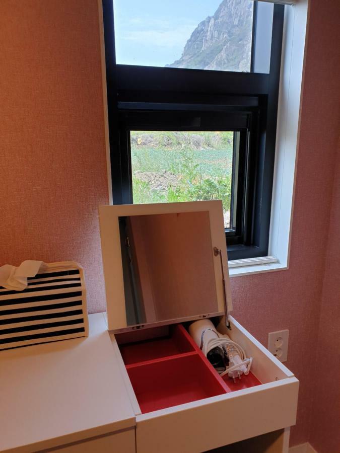 Sagye Travel Hotel Seogwipo Bagian luar foto